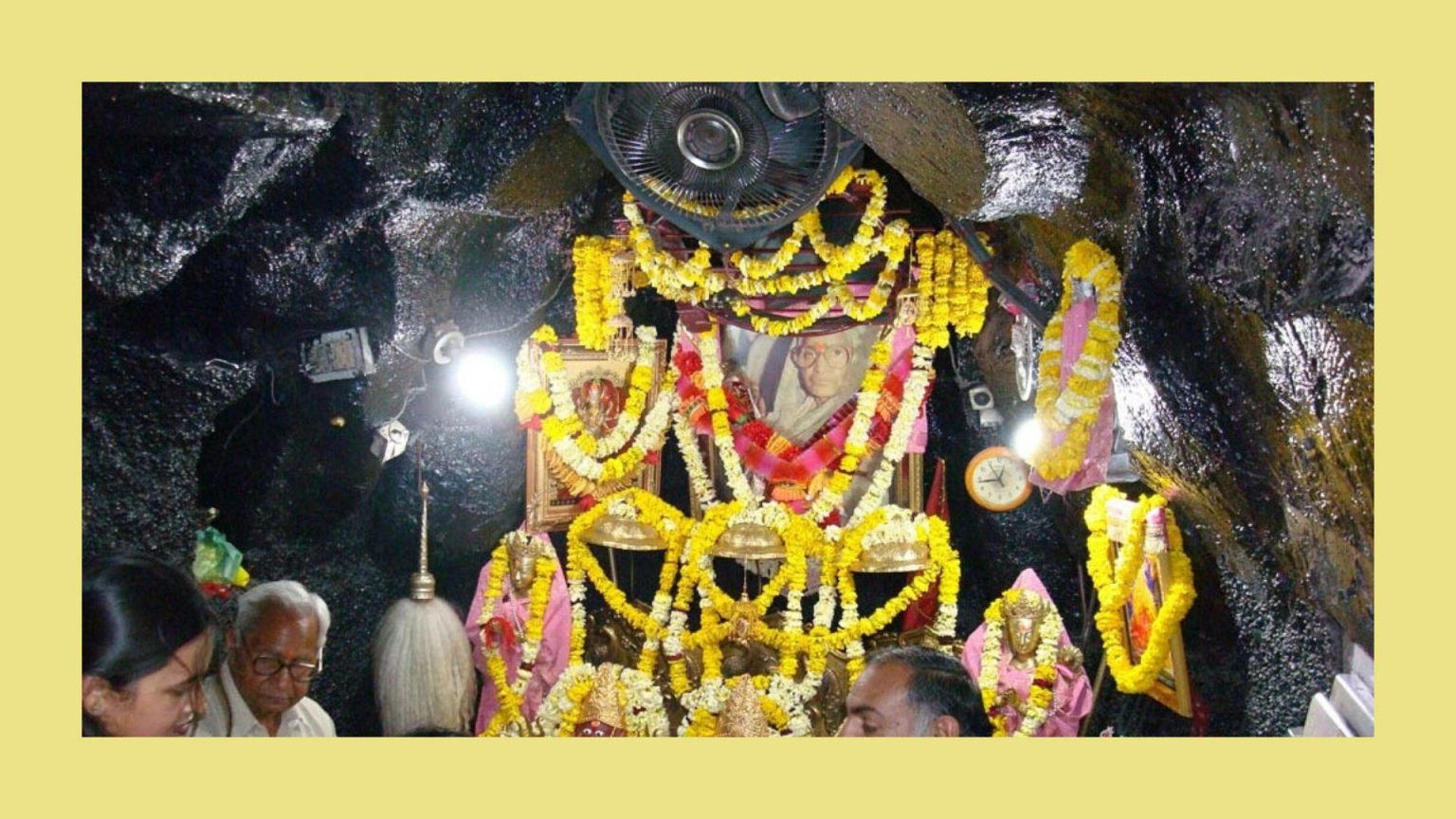 Vaishno Devi Temple Aarti Ticket Online Booking | Individual Poojan At ...